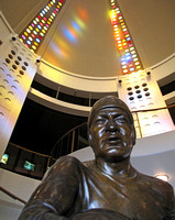 Jim Thorpe: statue in the rotunda