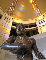 Jim Thorpe: statue in the rotunda