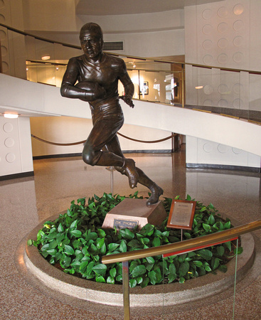 Jim Thorpe: NFL legend...statue in rotunda